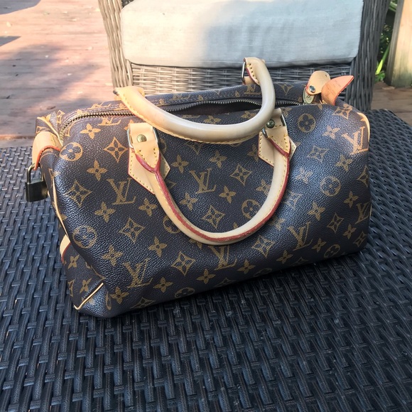 Purse - Picture 2 of 13